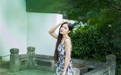 被几个男的一起添好舒服